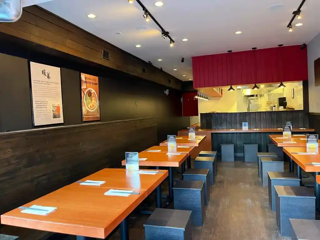 Ramen DANBO (Kerrisdale) 店内写真 1