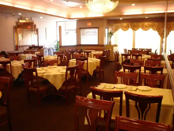 Wah Wing Szechuan Restaurant · ポート・コキットラム