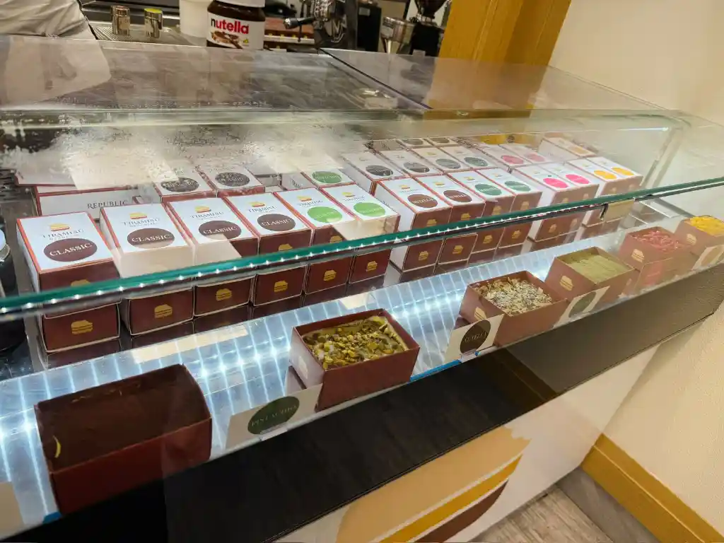 Tiramisu Republic 店内写真 1
