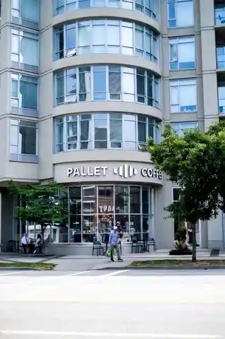 Pallet Coffee Roasters (Yukon Street)