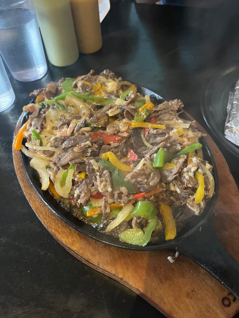 Los Gyros · North York