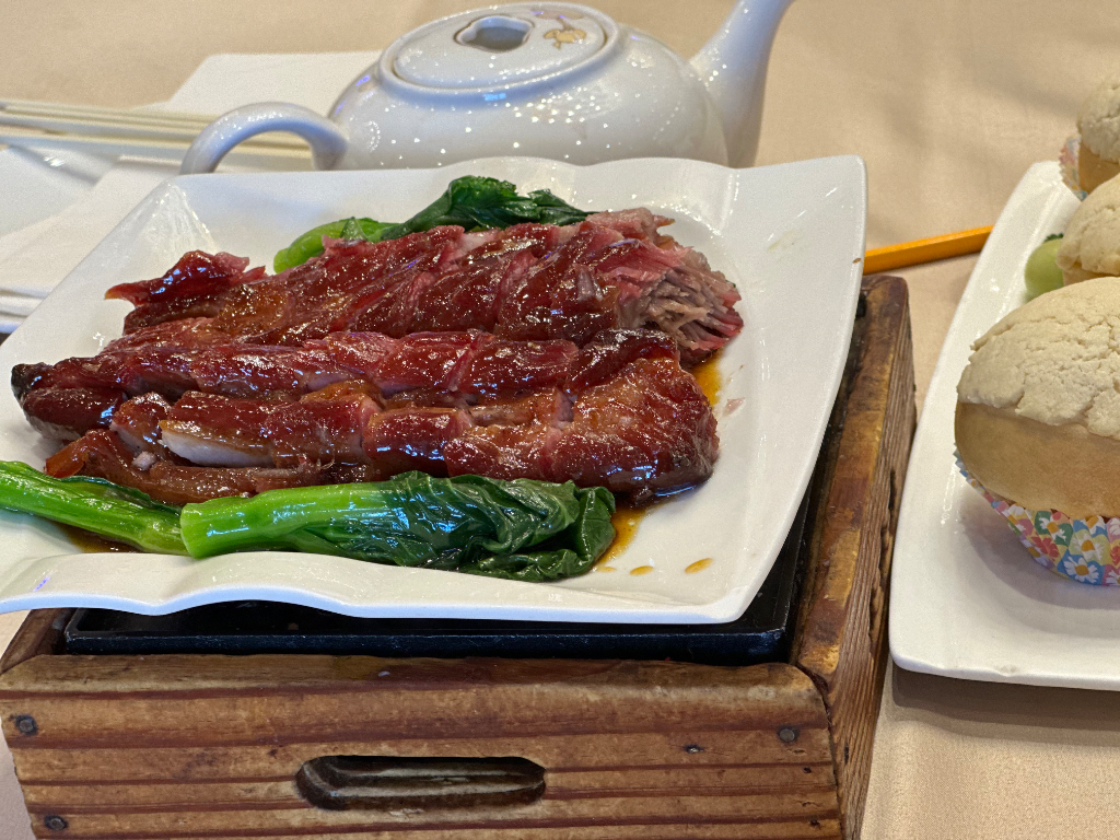 乙龍天 - The best char siu!  (3)